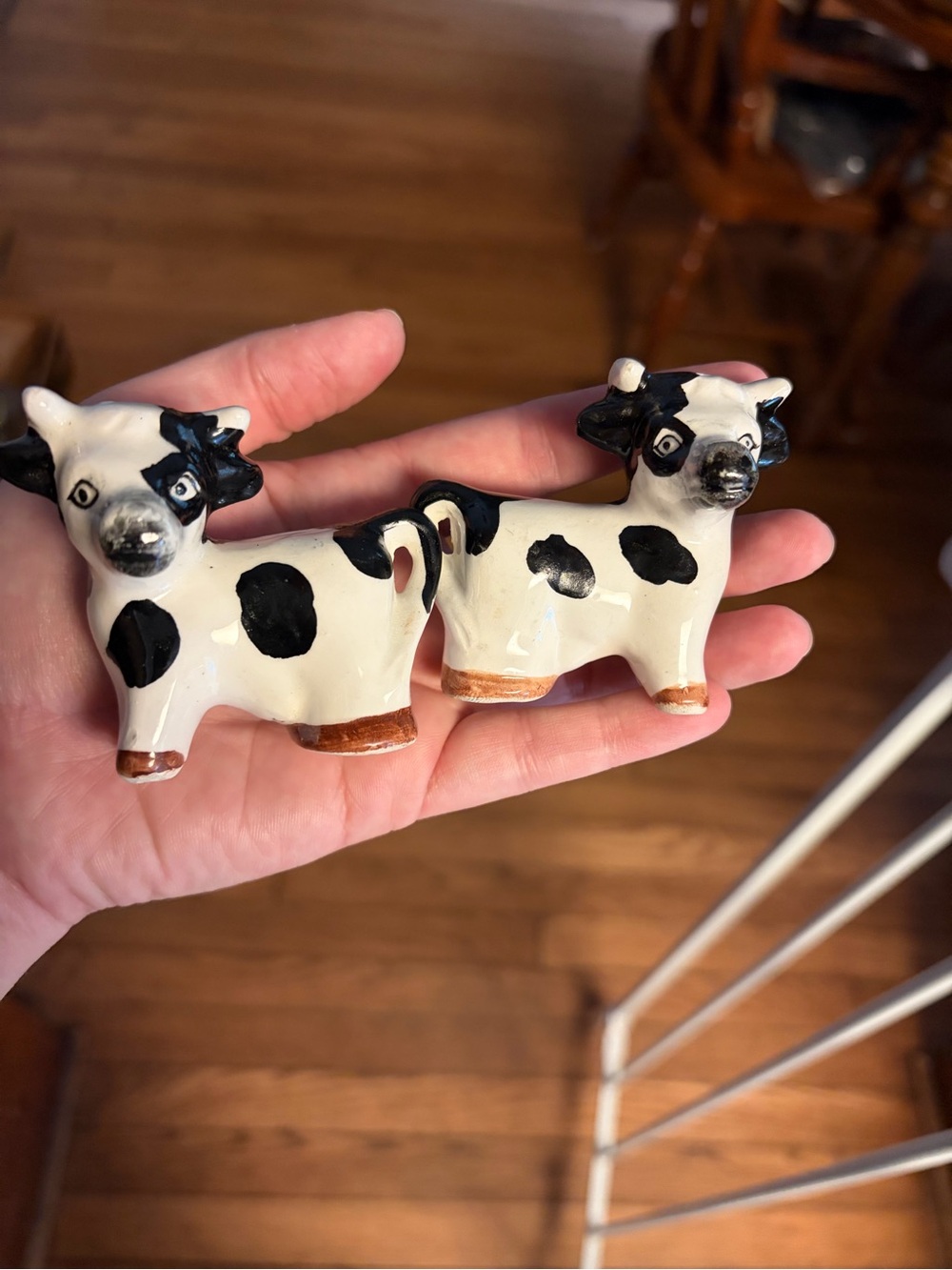 Hand-Painted Black and White Ceramic Cow Salt and Pepper Shakers -  JAPAN